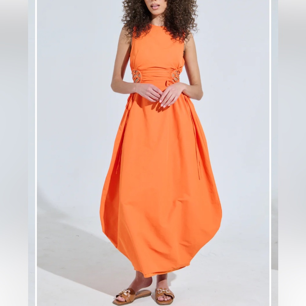 ALINA LACE UP DETAIL MAXI DRESS IN ORANGE SIZE S
